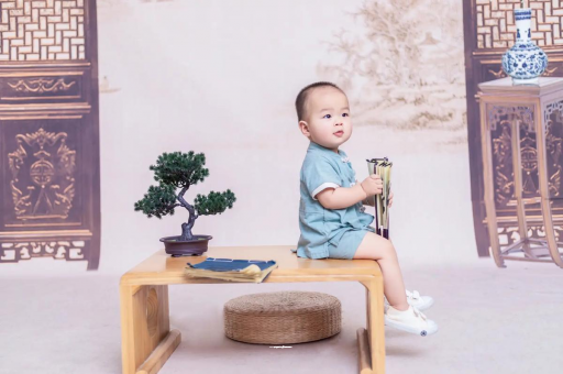 绍兴宝宝几个月笑出声